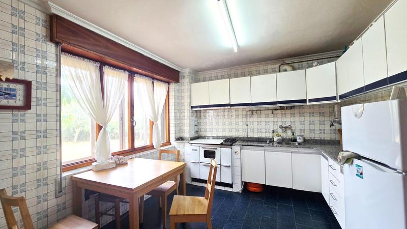 Foto 8c534458-ca90-49fe-8a34-d7e0512254a2. Chalet con riscaldamento parcheggio in Campoo de Enmedio