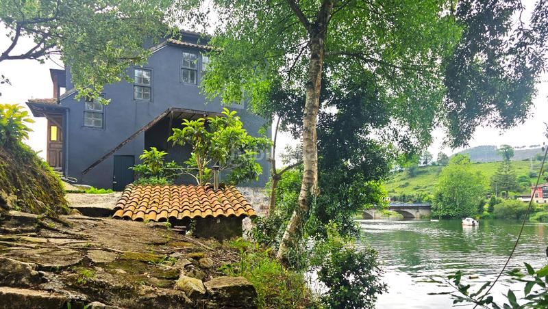 Foto d604d733-7da2-48e2-8b23-52275a040422. Casa en pesues estacion 3 casona rural con embarcadero privado un refugio único junto al mar en Val de San Vicente