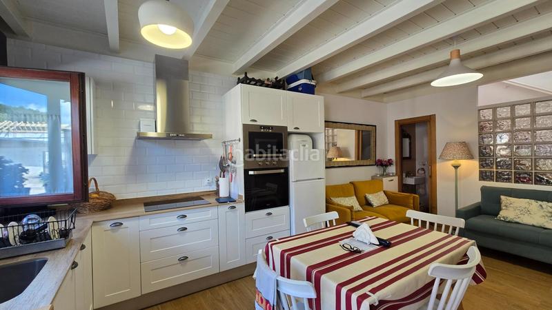 Foto 7c28eeae-0dd9-4490-8dcf-6005101e8860. Masia a Udías