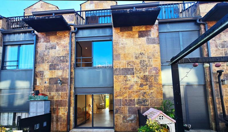 Foto 182ee71d-a454-43a7-b55d-fb081cd51047. Casa adossada amb calefacció aparcament a Cudón Miengo