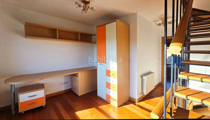 Foto 72c19c36-434b-4615-ac5e-5f58cde4881b. Casa adossada amb calefacció aparcament a Cudón Miengo