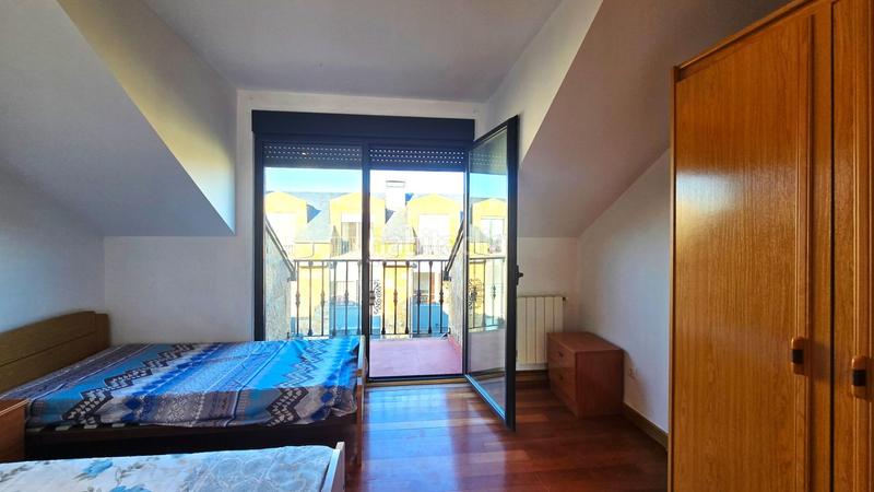 Foto 9a575fa4-013a-45c1-96c2-7dc6124332ce. Casa adossada amb calefacció aparcament a Cudón Miengo