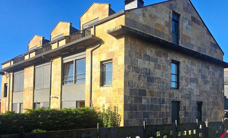 Foto f1d50bab-4970-4625-a67d-685a34c5968c. Casa adossada amb calefacció aparcament a Cudón Miengo