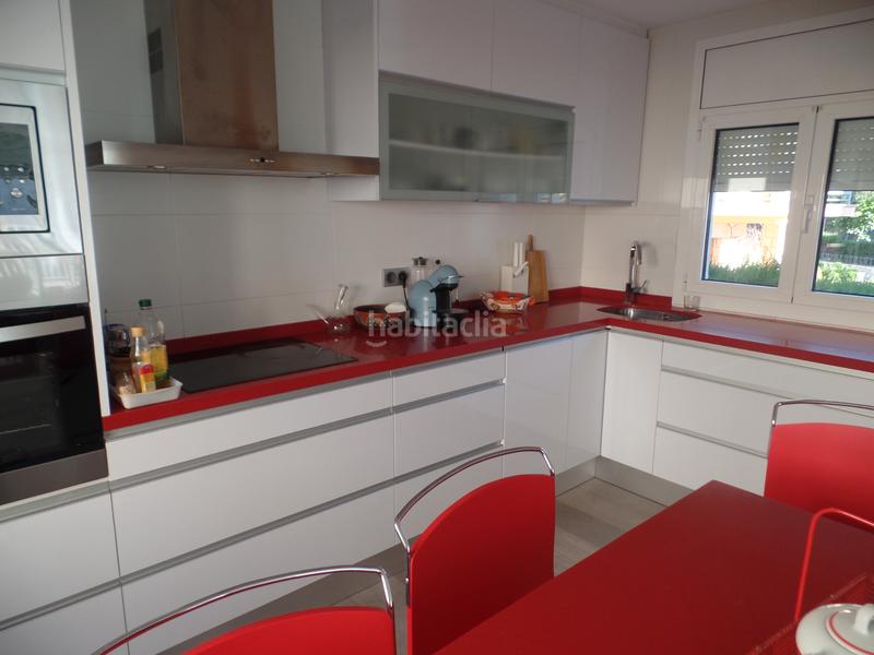 Foto 89a7aa9c-a8e2-49e8-82f4-f8258c01ad1d. Location maison avec parking dans Moià