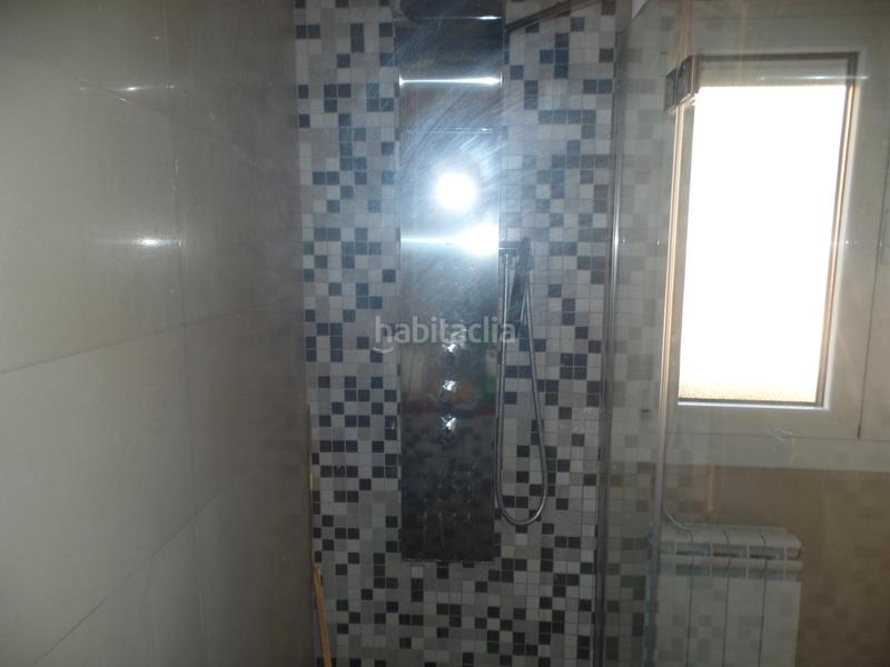 Foto ab3b8429-4489-4b6a-aaeb-f4a83aac64b1. Location maison avec parking dans Moià