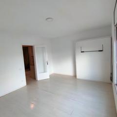 Location Appartement à La Nova Esquerra de l´Eixample. Sobreático en un ambiente