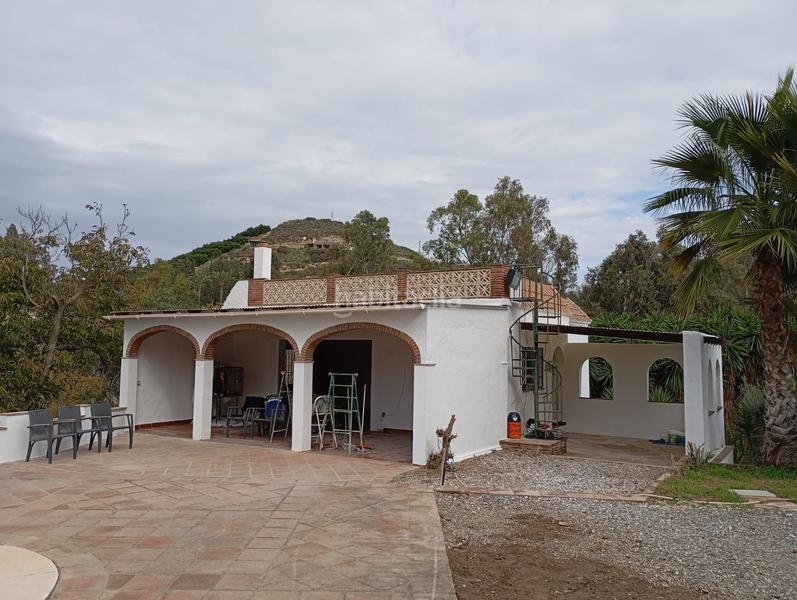 Foto c884f9c1-2832-4682-82bc-8df70261b081. Masía oportunidad en Coín