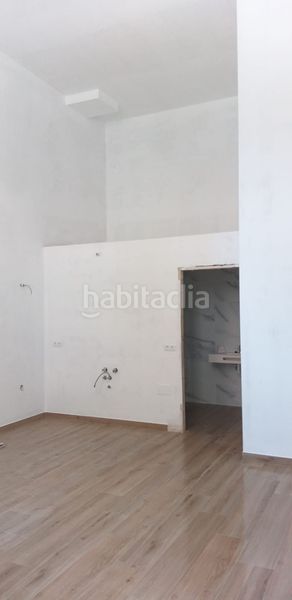 Foto 175d9359-ae6e-4b17-8075-1845d4c19b08. Estudi a Santa Cristina - San Rafael Málaga