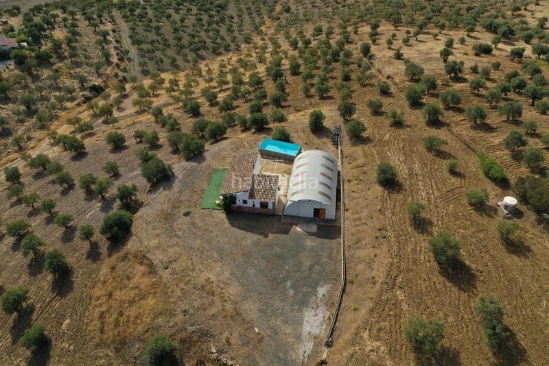 Foto 13b051e4-aed6-4544-ba1b-4ab0d050d294. Masia amb calefacció aparcament piscina a Alozaina