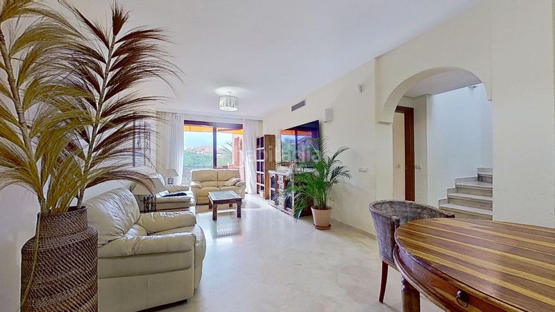 Foto 4b2d1a96-36ee-4901-9987-a19882d43a6a. Àtic amb calefacció aparcament piscina a Las Chapas - Alicate Playa Marbella