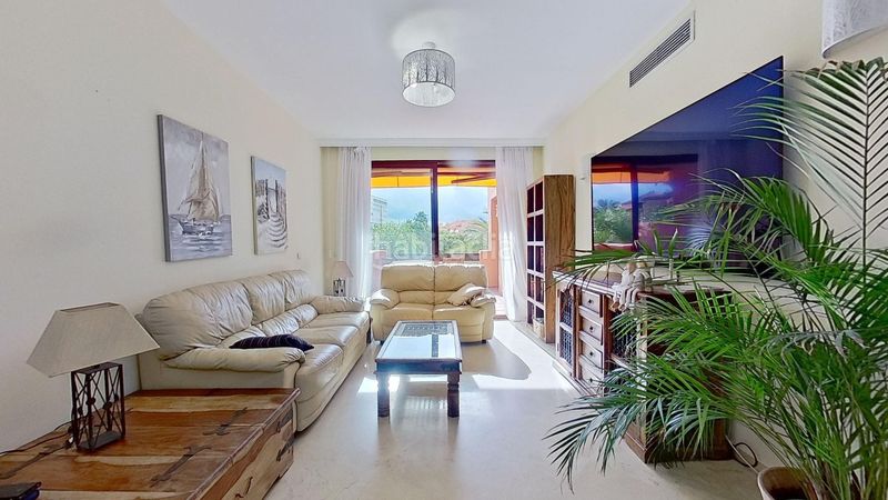 Foto 9cfc9eb5-61c5-4a90-9d20-158bdebfcf73. Àtic amb calefacció aparcament piscina a Las Chapas - Alicate Playa Marbella