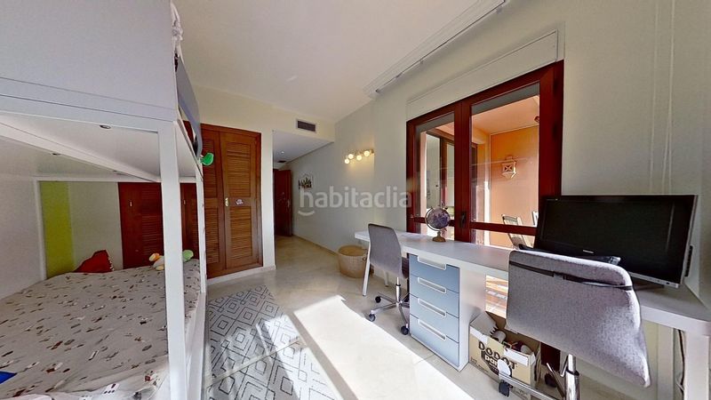 Foto cb19ef64-2ac9-46a6-8a66-b3413f9c37a6. Àtic amb calefacció aparcament piscina a Las Chapas - Alicate Playa Marbella