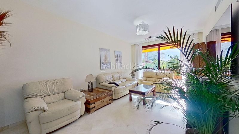 Foto fde2f23f-53bb-43ed-9a99-bf2ba35284a0. Àtic amb calefacció aparcament piscina a Las Chapas - Alicate Playa Marbella