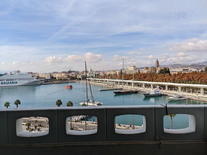 Foto 5f309d58-6bf0-413d-a979-c1bdddd6f364. Pis amb calefacció aparcament a La Malagueta - Monte Sancha Málaga