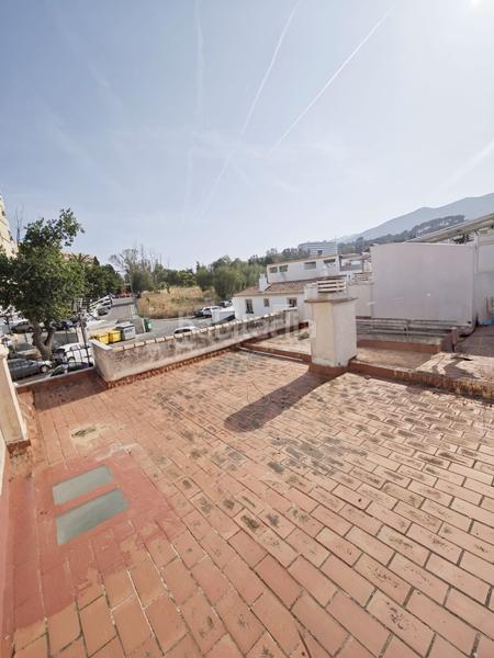 Foto 180ee71c-04c5-45ba-8df3-10d88a258ad3. Casa adossada amb calefacció aparcament a La Colina Torremolinos