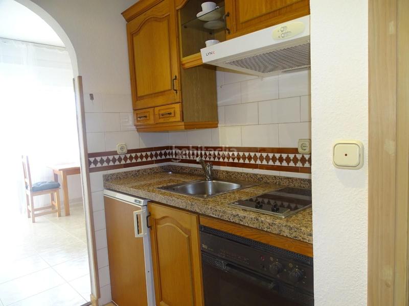 Foto 72fcfff6-40f6-43e5-a0da-efb09b5a34a7. Estudio en La Carihuela - Los Nidos Torremolinos