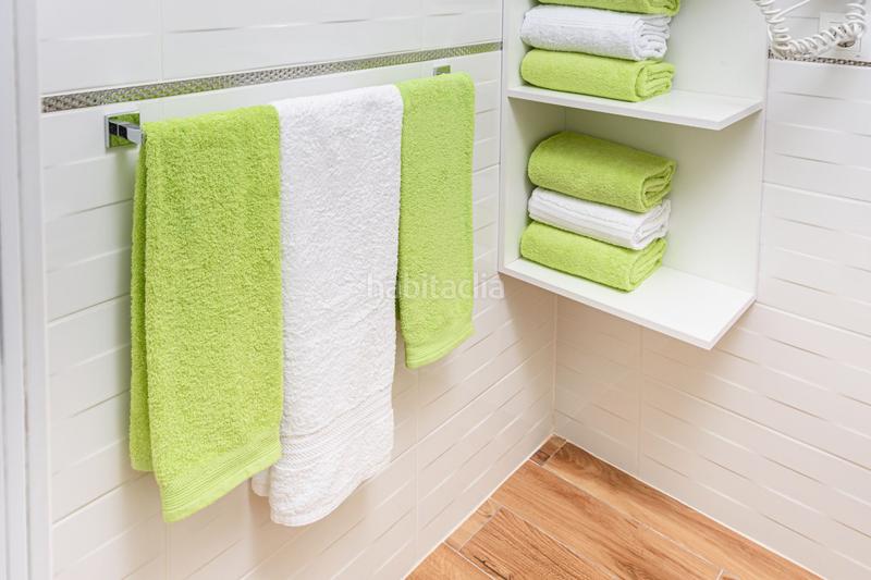 Foto 0b3e0bb2-3eba-48ea-bcf4-50e4d53196d5. Attico con riscaldamento in Parque Ayala - Jardín de la Abadía - Huelín Málaga