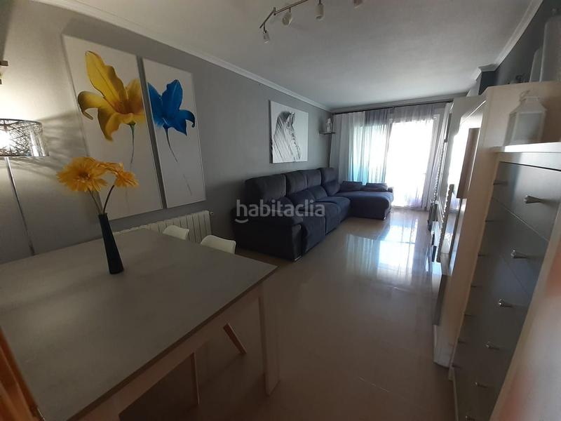 Foto 3d5eb495-d5ef-43d2-bfb0-6bc57f46987e. Piso en Paseo Marítimo Oeste - Pacífico Málaga