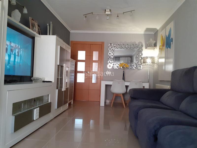 Foto d436ca1c-8797-45ca-8f4e-ea5432363bb3. Piso en Paseo Marítimo Oeste - Pacífico Málaga