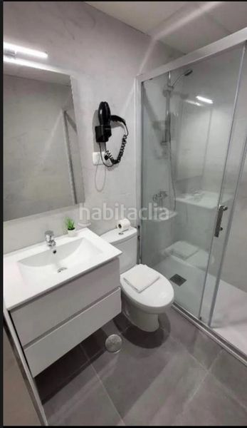 Foto b730fb16-d4a1-44bf-ba9b-d06313bad512. Estudi a La Trinidad Málaga
