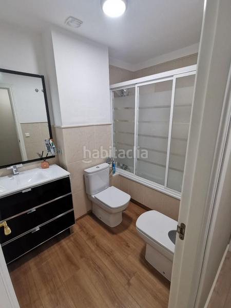 Foto 18ca0a82-b725-4784-b2f5-ccea599e523f. Piso en Distrito Zeta - Recinto Ferial Cortijo de Torres Málaga