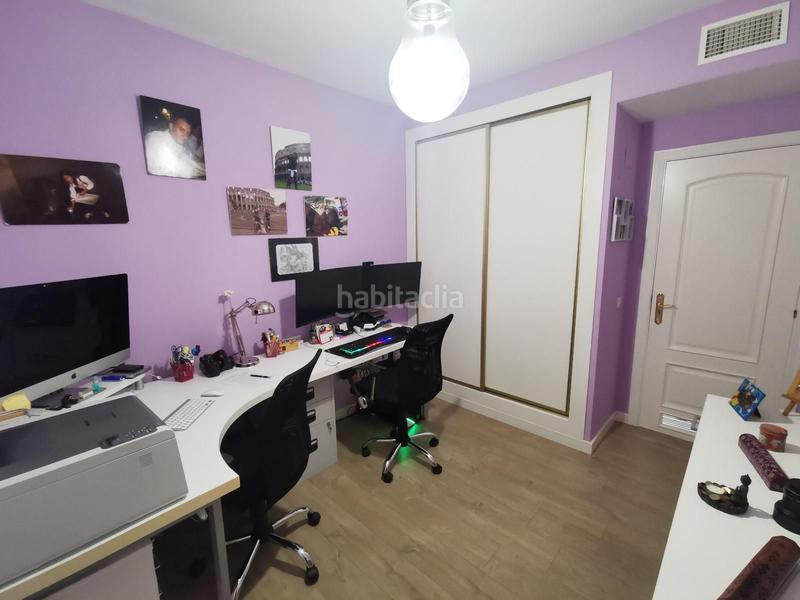 Foto fbf229b1-79cb-4cb1-8fb9-04006243d884. Piso en Distrito Zeta - Recinto Ferial Cortijo de Torres Málaga