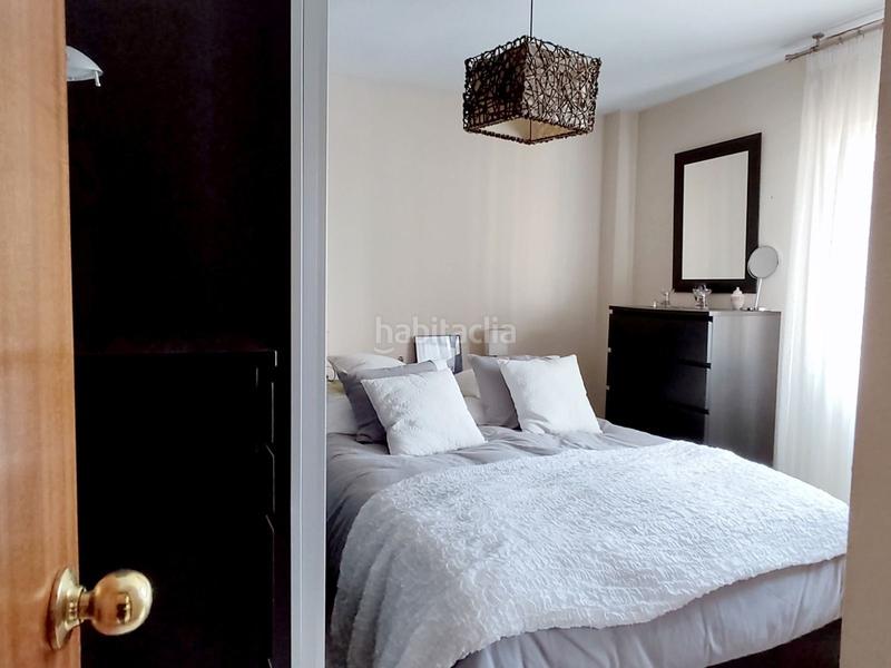 Foto 5753edcc-fba3-4fcb-8b12-1f150b35714c. Appartamento con piscina in Viña Málaga Torre del Mar