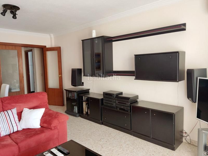 Foto 9a89a3c1-6b60-4ea1-8879-26ba91c842b6. Appartamento con piscina in Viña Málaga Torre del Mar