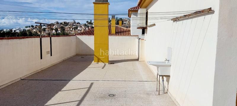 Foto 6d05786d-c866-4bbd-90aa-af96c51b203f. Pis amb piscina a Viña Málaga Torre del Mar