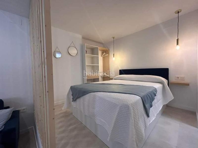 Foto abca6d6a-b874-4a8f-87b3-407374011a25. Appartamento con piscina in Centro Torre del Mar