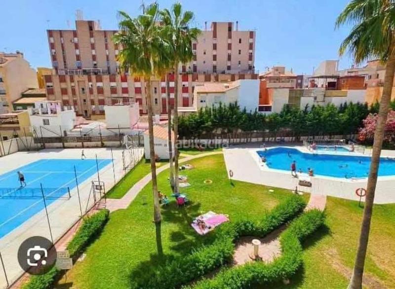 Foto de11b5e6-3a9d-40e7-8c2a-3354d5a4f83b. Piso en Centro Torre del Mar