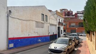 Bâtiment à usage industriel  Roncesvalles. En venta nave calle roncesvalles, fuente alegre.