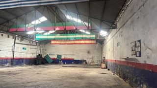 Fabrikhalle  Roncesvalles. En venta nave calle roncesvalles, fuente alegre.