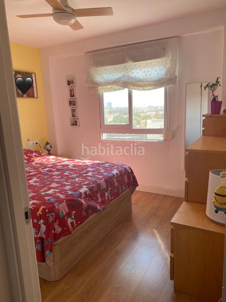 Foto bd2668ef-d098-41db-a637-1c6bd81feb78. Piso en venta piso calle argentea 13 7c, carranque. en Málaga