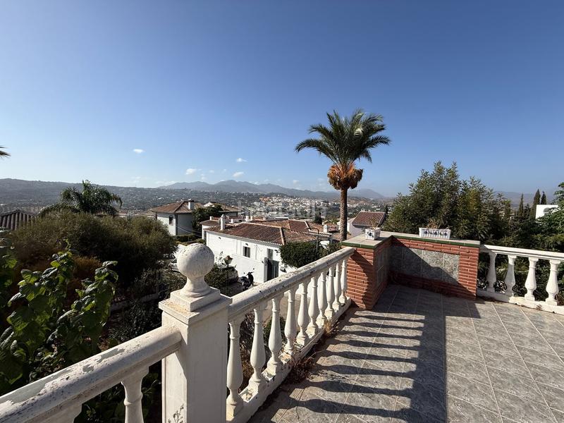 Foto 827d1cd3-5218-477b-84f2-41370393f076. Maison avec piscine dans Coín