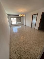 Piso  Josefa del rio peña. En venta piso calle josefa del rio peña 2, el palo