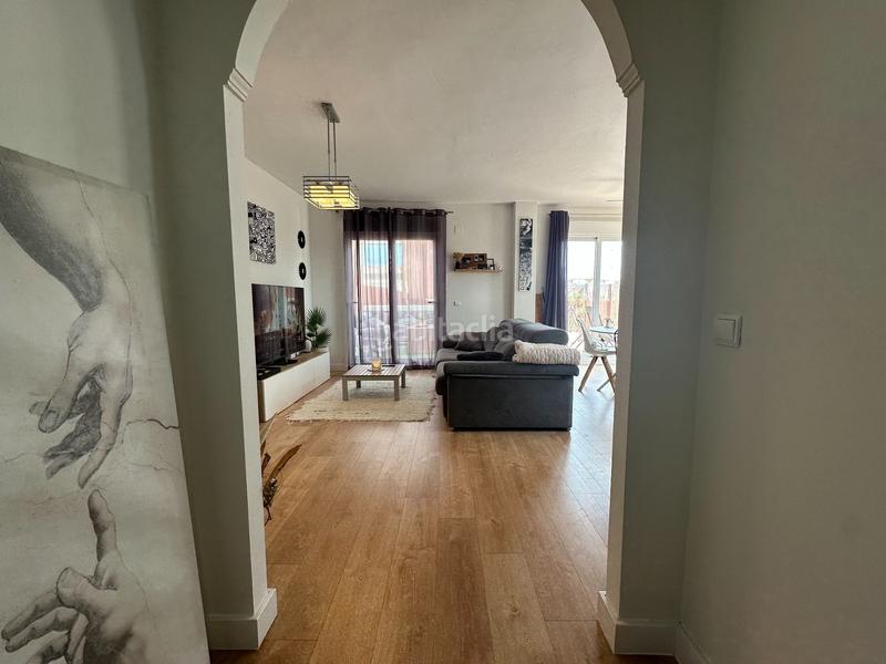 Foto 5212b23d-2cab-4cc2-877f-991fbc0846d5. Penthouse with heating in Las Cañadas Mijas
