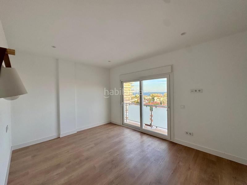 Foto eadf9c4d-f423-4b37-adf6-2eef549ec5b2. Zweistöckige wohnung mit heizung pool in Montemar Torremolinos