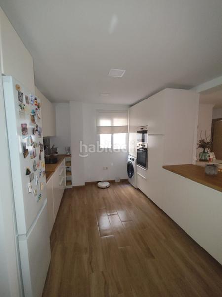 Foto d3bdfb0e-7d06-4ec7-af49-ab78a3cc8746. Piso en La Luz - El Torcal Málaga