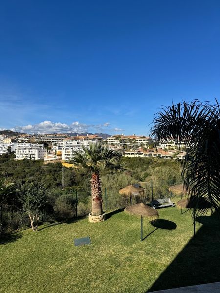 Foto cf885104-e17f-41c6-9c4a-d7d38725c047. Pis amb calefacció piscina a La Cala Golf - Lagar Martell Mijas