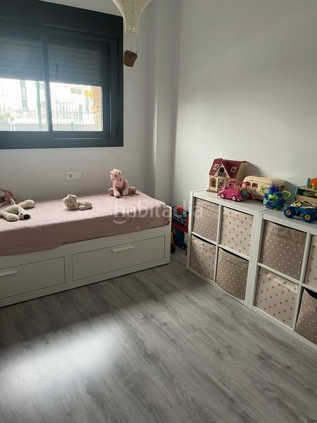 Foto 6ce5809d-b23d-4a78-8690-9a21aff0d6d3. Pis amb calefacció a Santa Isabel Málaga