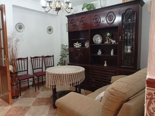 Haus  Antequera. En venta chalet adosado en calle antequera, coín.