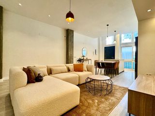 Haus  San millán. En venta chalet 2 plantas calle san millán, el ejido.
