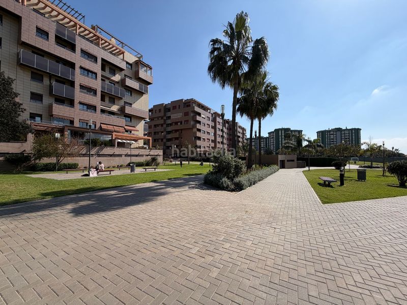 Foto 08de75d2-c22d-4a8e-b950-96b6aefba5e5. Pis amb calefacció piscina a El Consul - Ciudad Universitaria - El Romeral Málaga