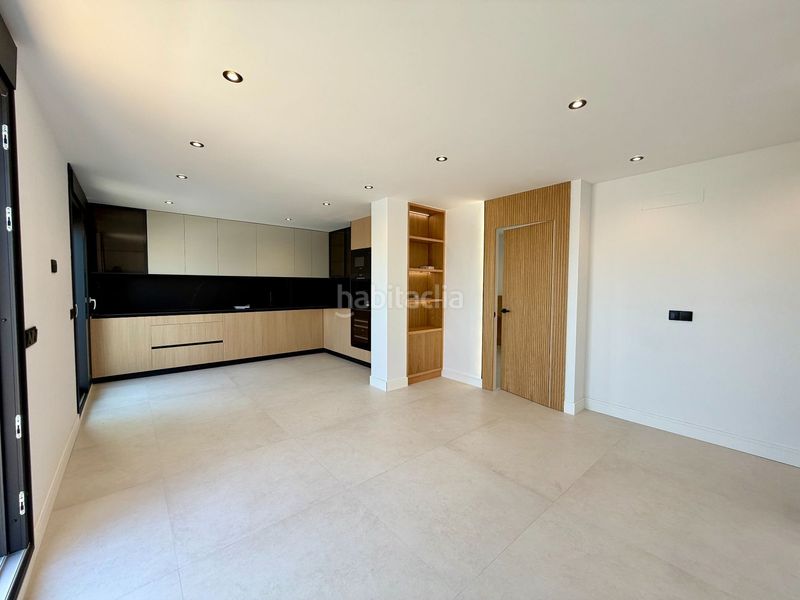 Foto 8fb9b396-b46b-4bb6-8733-d12eb036f5a2. Àtic amb calefacció a Los Guindos - Parque Mediterráneo - Santa Paula Málaga