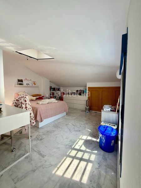 Foto 4016fa37-ba55-4817-8eab-bccf60c56393. Àtic amb calefacció a Parque Ayala - Jardín de la Abadía - Huelín Málaga