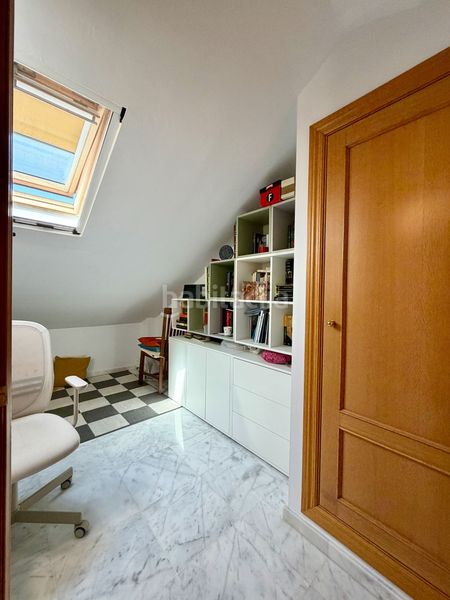 Foto 5ca30924-800a-4360-80d3-1fa300c2d0fe. Àtic amb calefacció a Parque Ayala - Jardín de la Abadía - Huelín Málaga