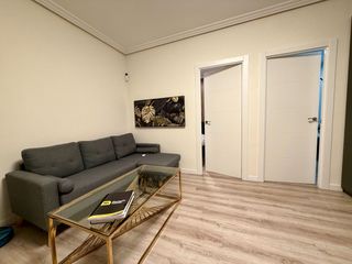 Pis  De los manantiales. En venta piso avenida de los manantiales, torremolinos.