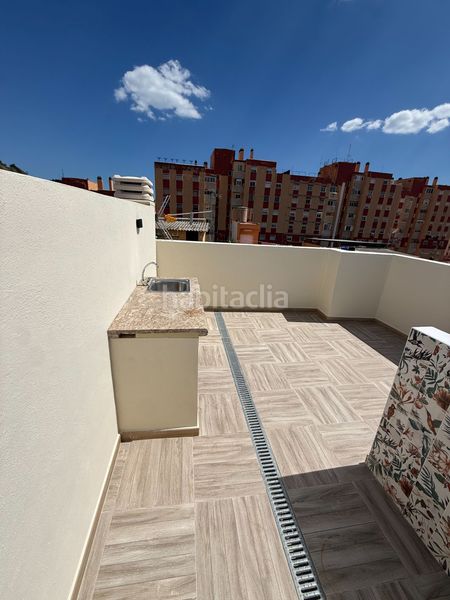 Foto 8040b1c7-33a1-458b-8f85-60e1d078c32e. Tríplex amb calefacció piscina a Mangas Verdes - Las Flores - Parque del Sur Málaga