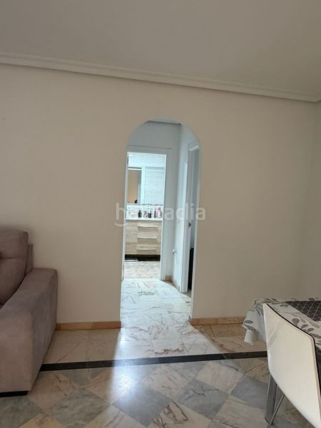 Foto bc4b89c0-7e1e-427d-8c38-d1d5de2fbaa6. Pis a Cortijo Alto Málaga